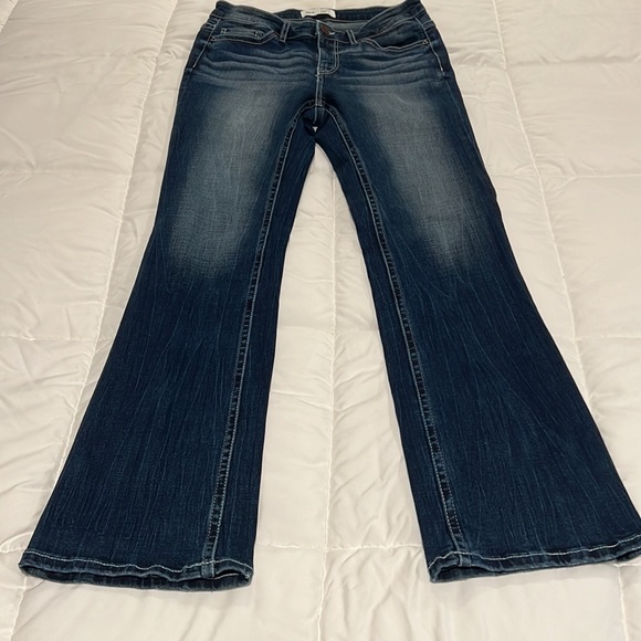 BKE Payton Jeans - Bootcut - Size 27x31 1/2. - Picture 3 of 4